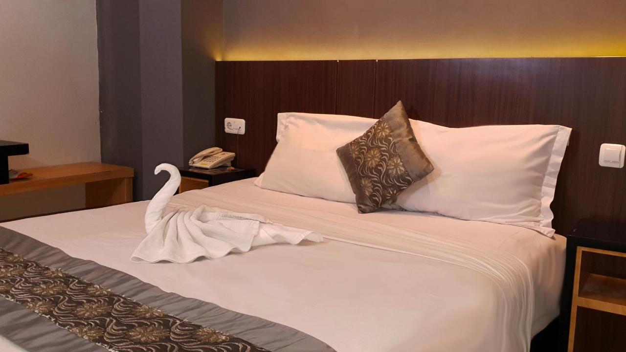 Sunrise Hotel Jogja Kejayan Exteriör bild