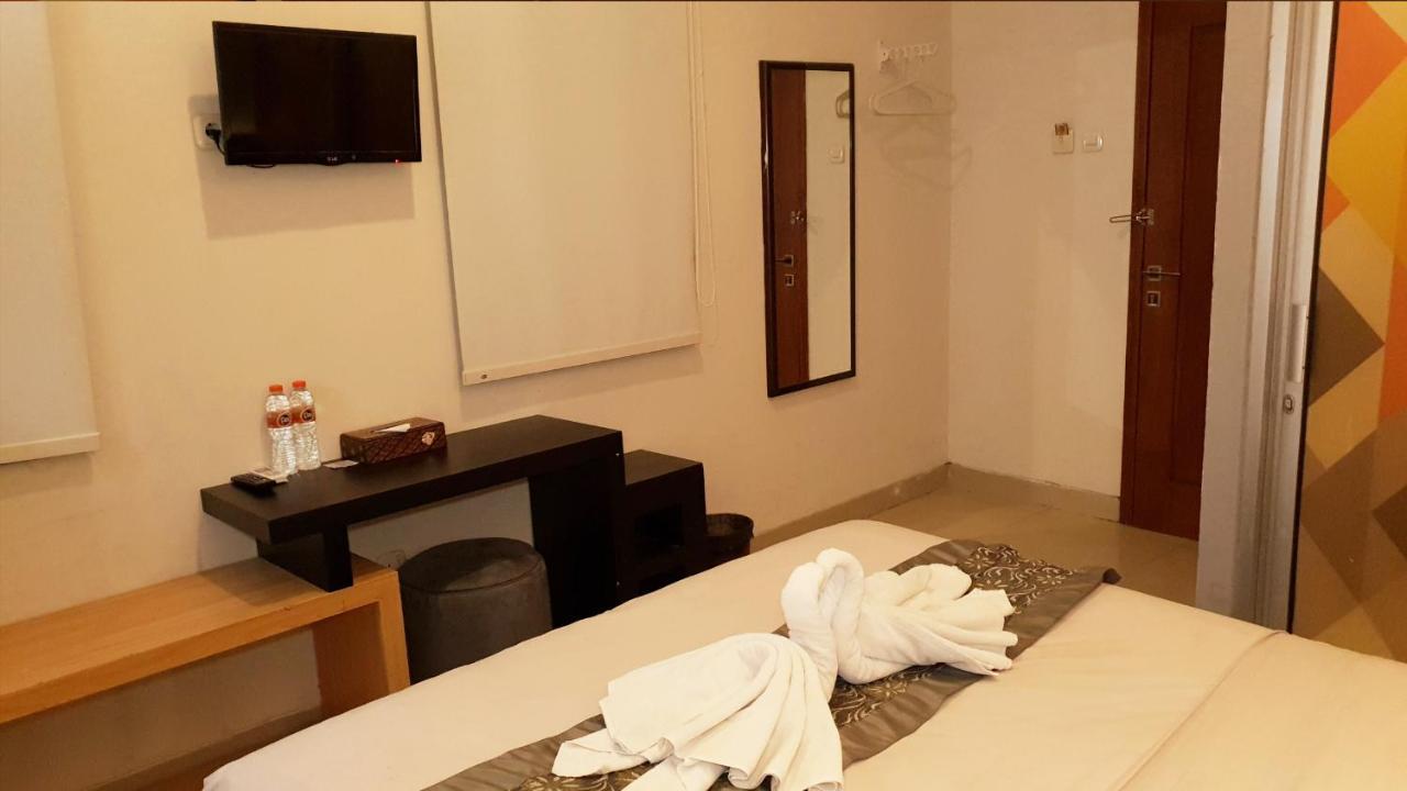 Sunrise Hotel Jogja Kejayan Exteriör bild
