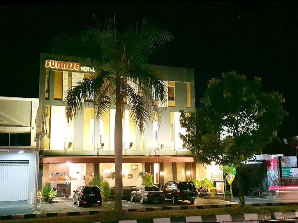 Sunrise Hotel Jogja Kejayan Exteriör bild