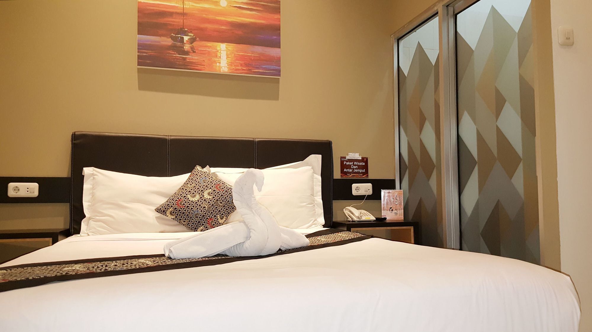 Sunrise Hotel Jogja Kejayan Exteriör bild